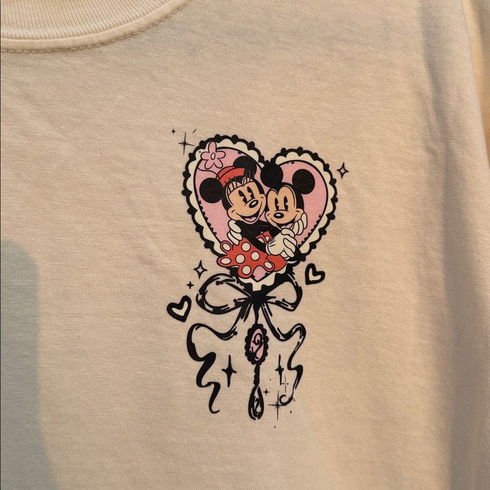 Comfort Colors Cream Tee with SweetHeart Graphic